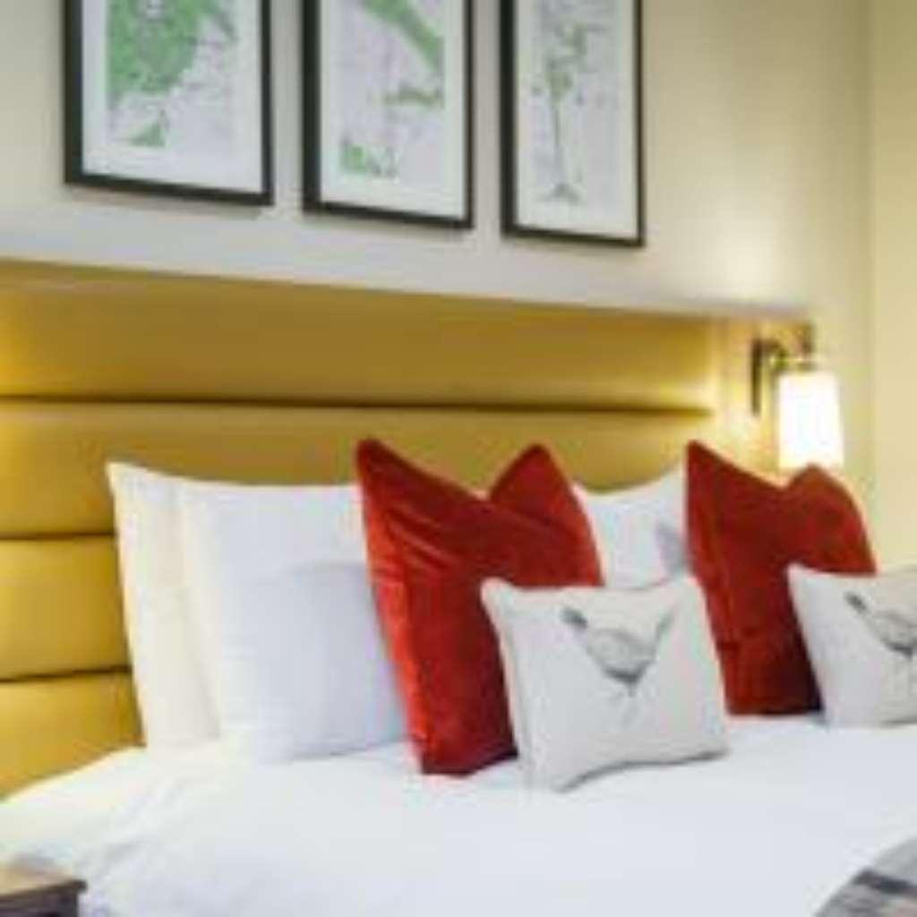 De Vere Cranage Estate Holmes Chapel Room photo